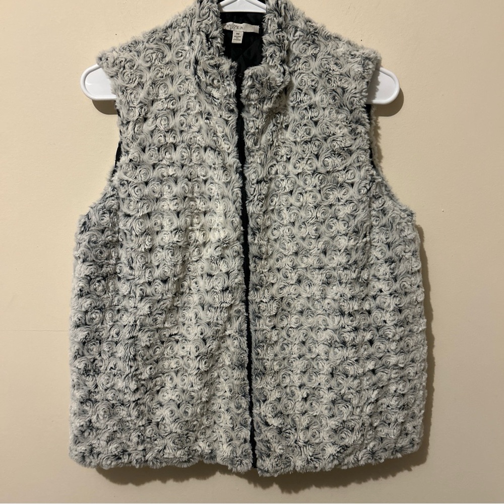 Fever Faux Fur Vest Women’s Medium Small White Swirls Full Zip Lightweight